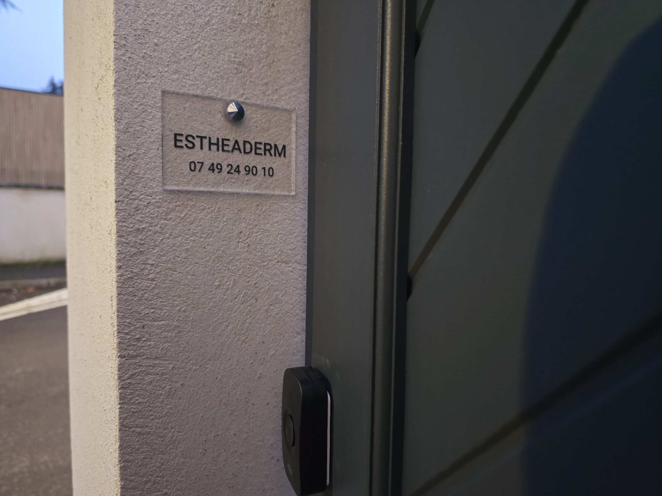 Cabinet esthétique ESTHÉADERM spécialisé en électrolyse à Montry (Seine-et-Marne)